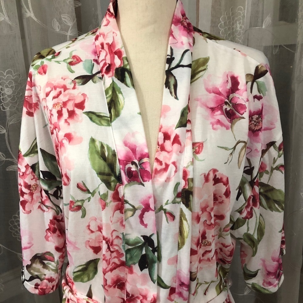 Show me your MUMU O/S Brie robe garden floral